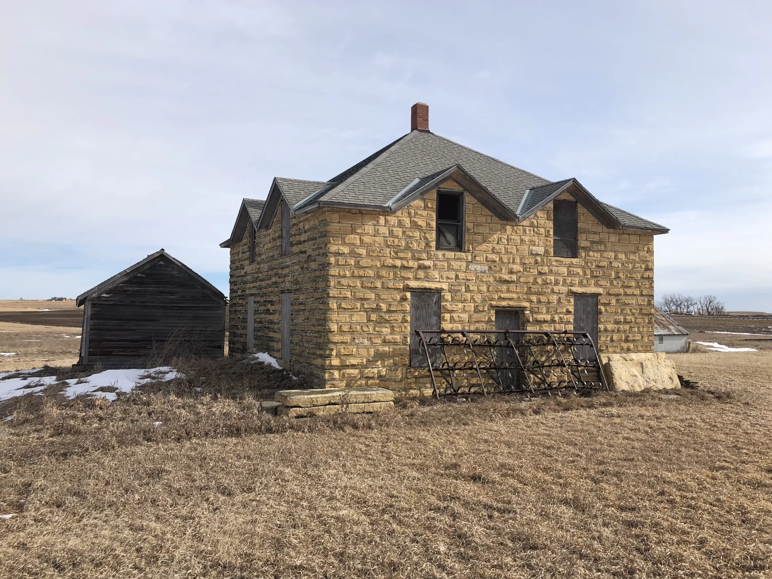 Farmhouse constructed from post rock