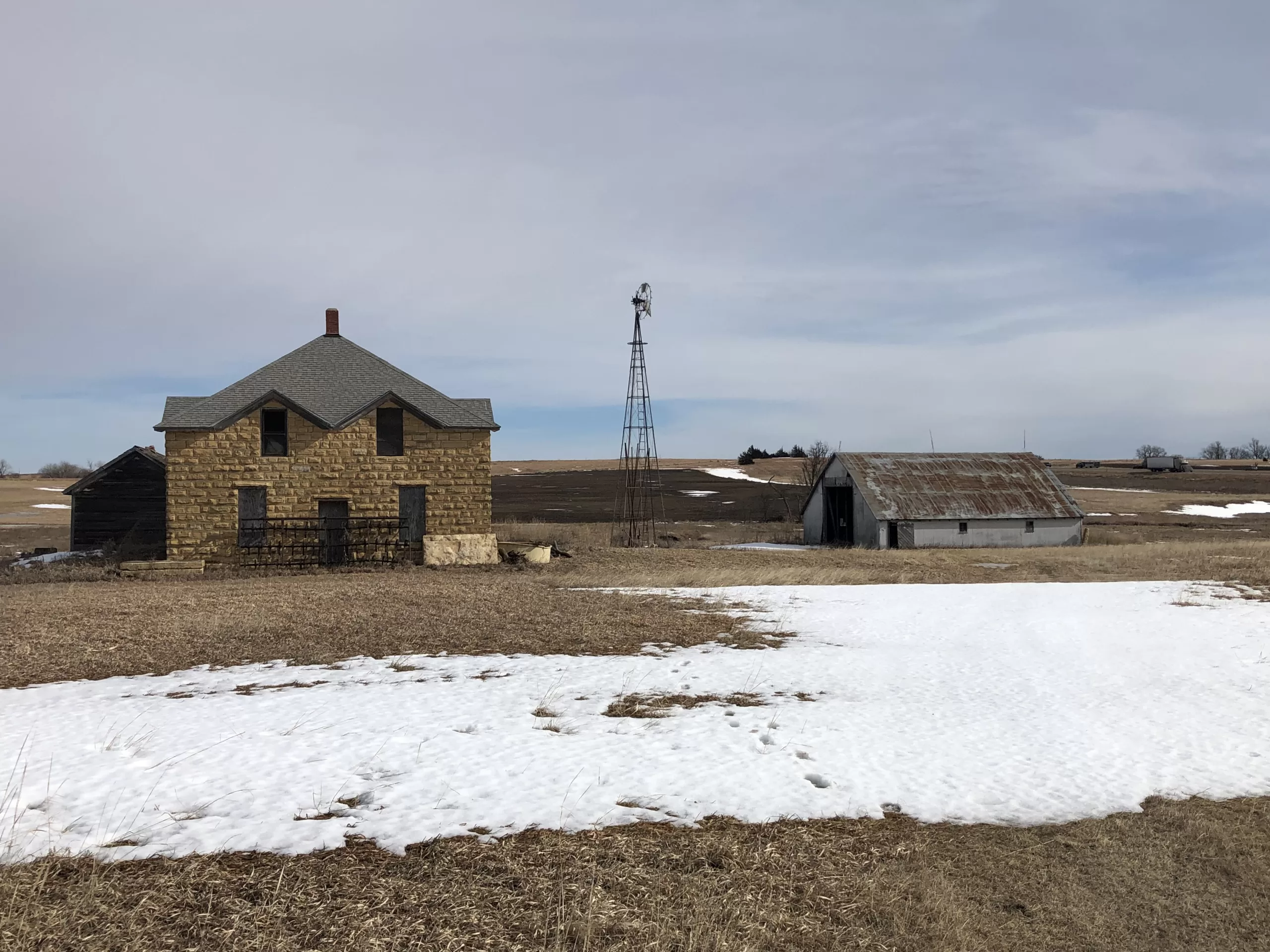 Farmhouse constructed from post rock